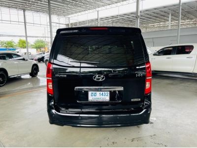 2019 Hyundai H-1  2.5 Deluxe เครดิตดีฟรีดาวน์ สีดำ รูปที่ 5